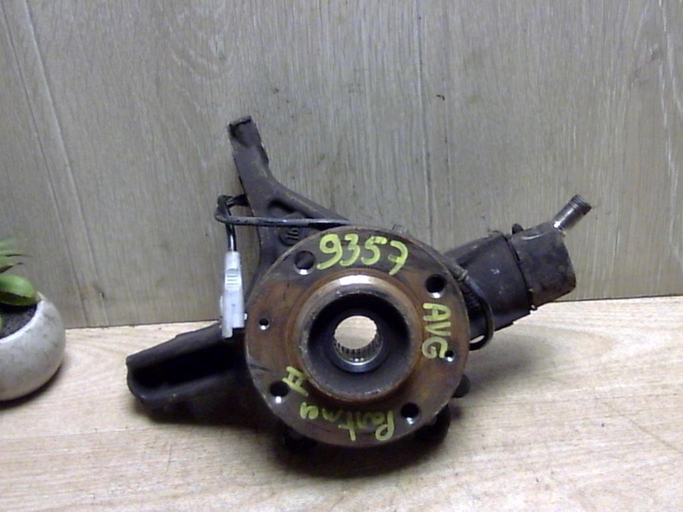 Moyeu avant gauche PEUGEOT PARTNER 2 PHASE 2 Diesel - 1