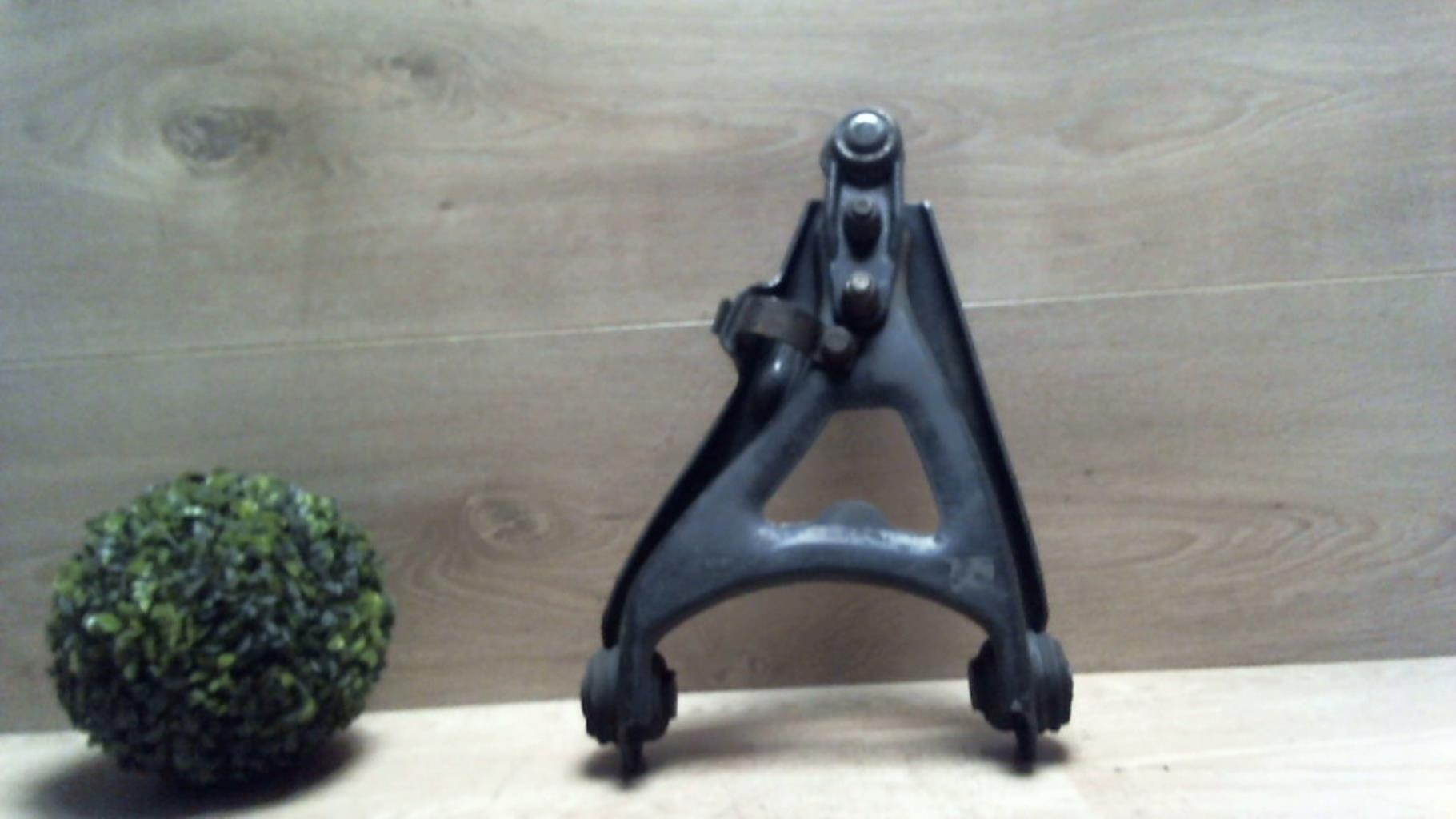 Triangle avant droit RENAULT SCENIC 1 PHASE 2 Diesel - 1