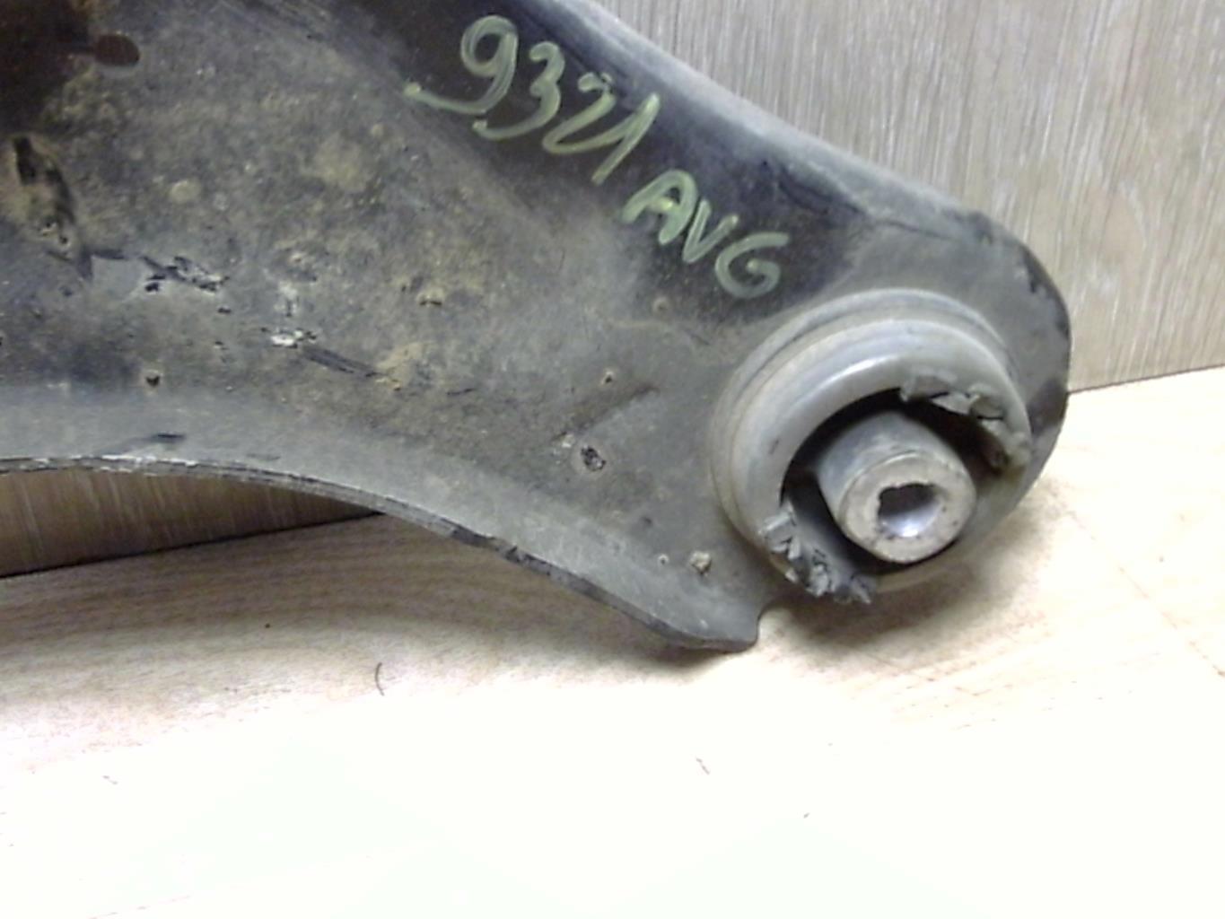 Triangle avant gauche RENAULT SCENIC 3 PHASE 3  - 1