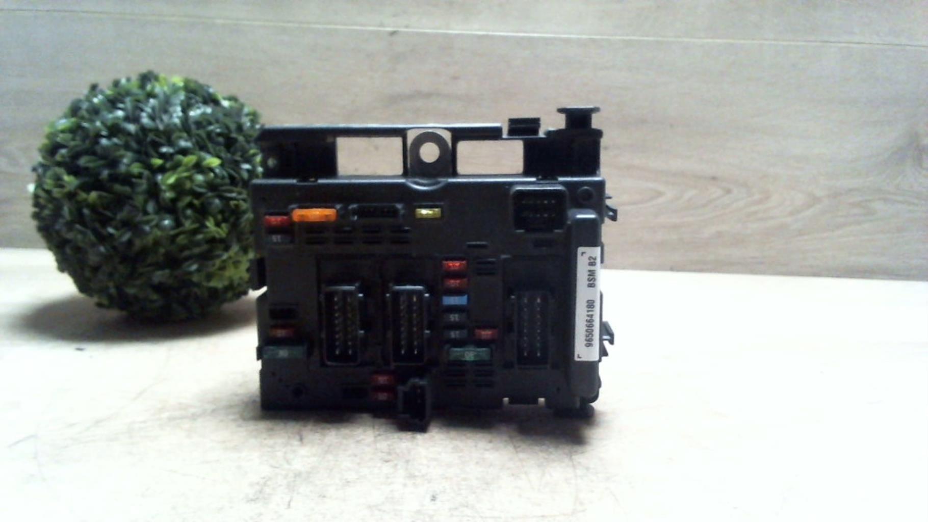 Boitier servitude moteur (BSM) PEUGEOT 307 PHASE 1 Diesel - 1