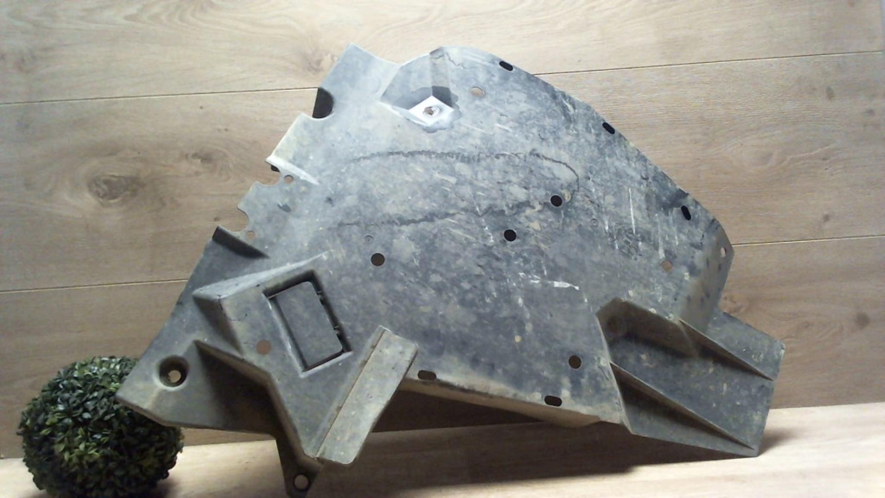 Cache sous moteur SUBARU OUTBACK Essence/GPL - 1