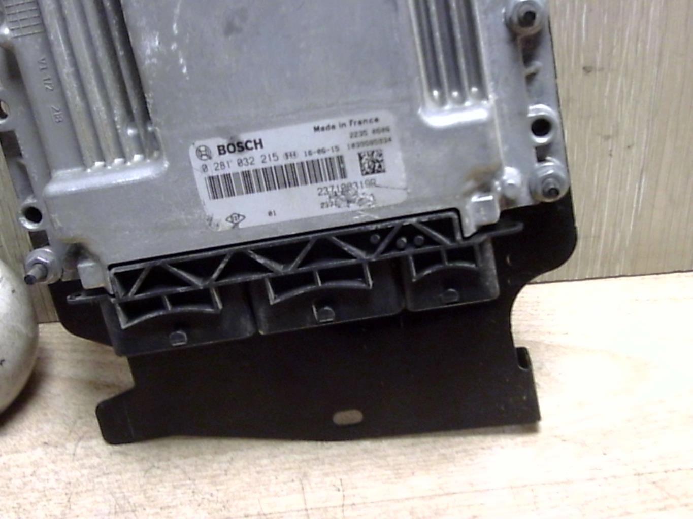 Calculateur RENAULT SCENIC 3 PHASE 3  - 1