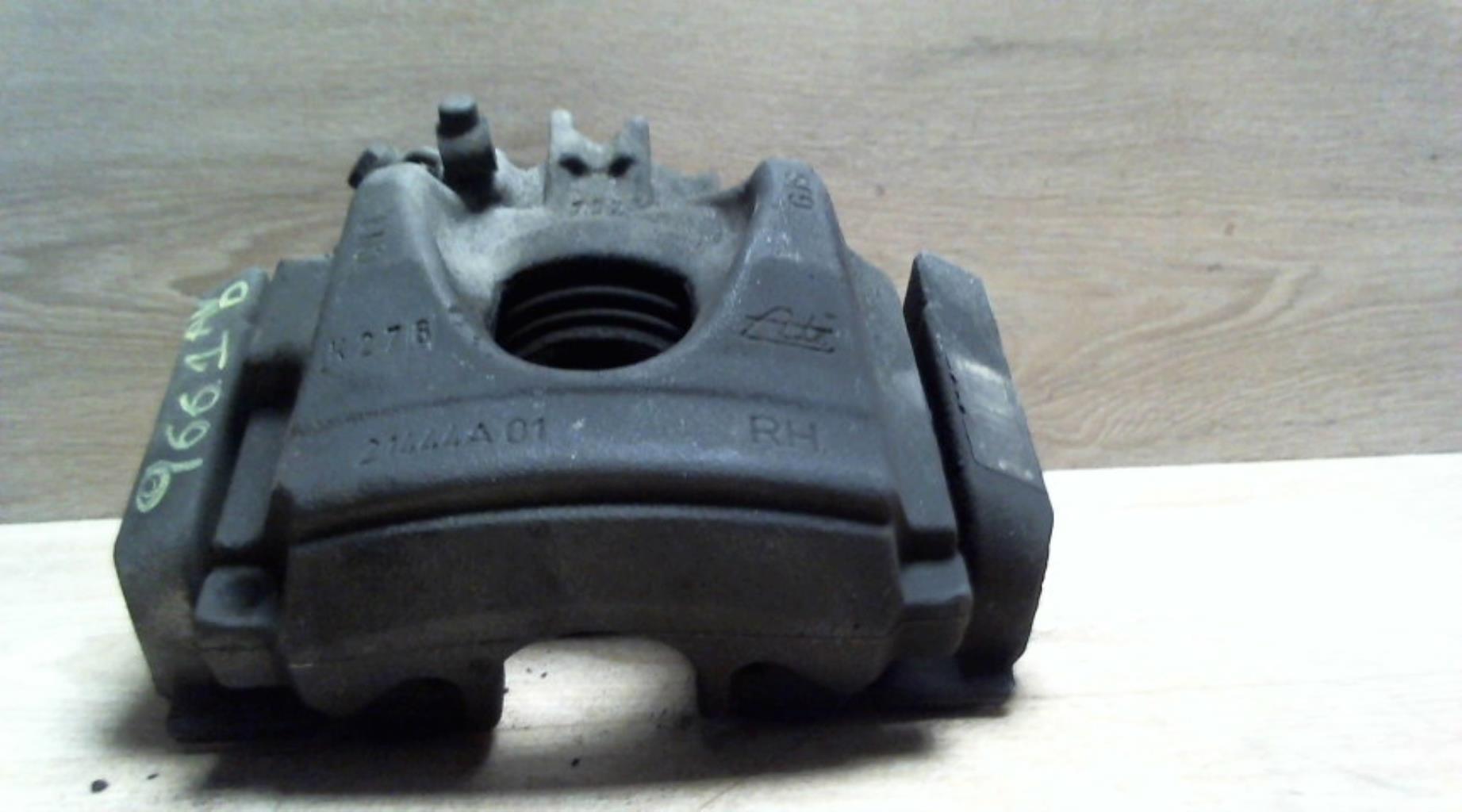 Etrier avant droit (freinage) CITROEN C5 2 BREAK Diesel - 1