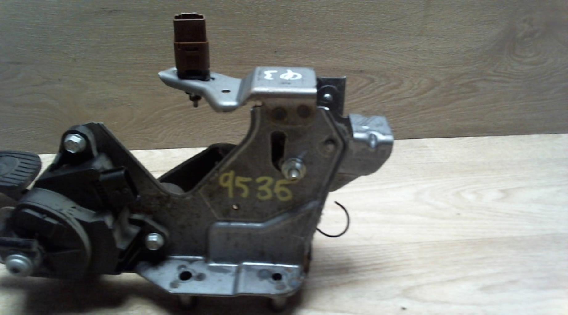 Pedalier NISSAN NOTE 1 PHASE 1 Diesel - 1