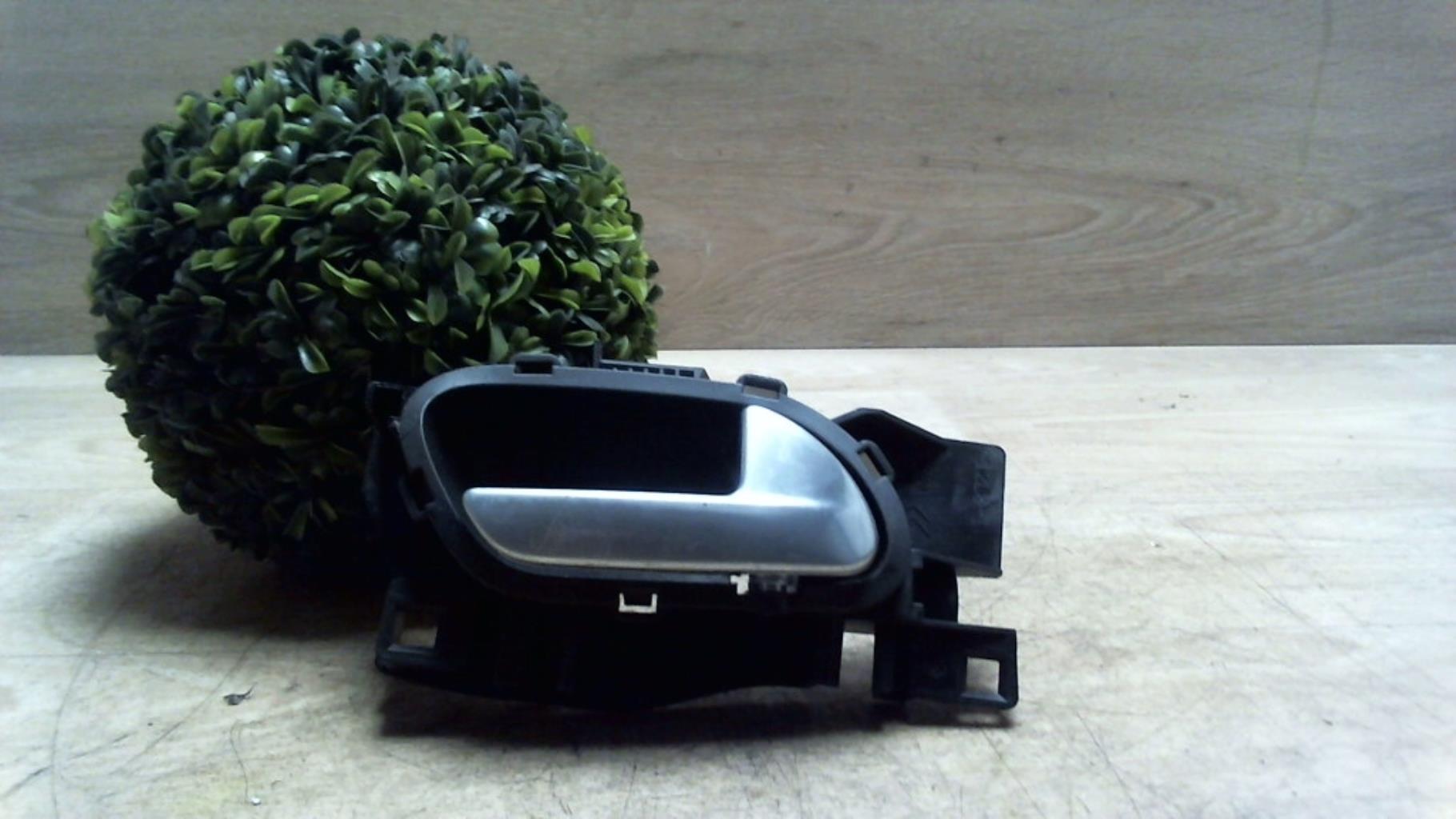 Poignee interieur avant droit CITROEN C5 2 BREAK Diesel - 1