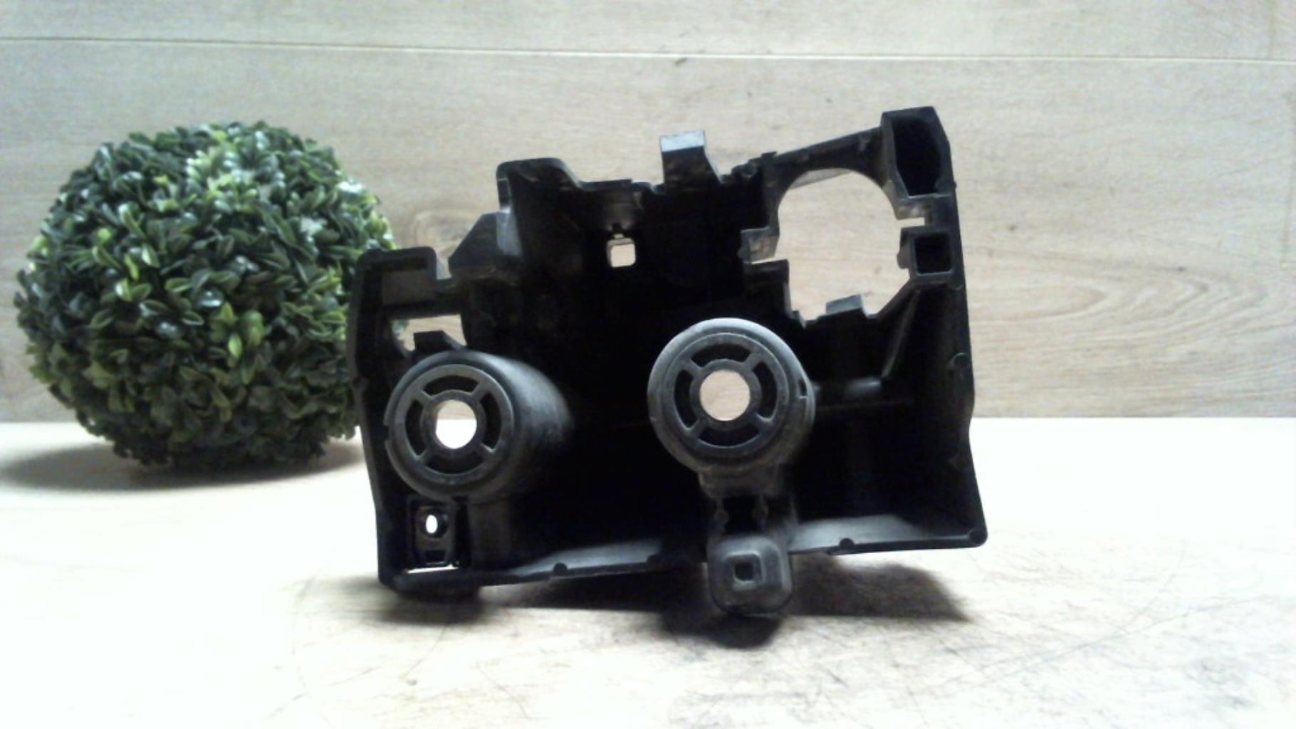 Support de pare chocs arriere CITROEN C5 2 BREAK Diesel - 1