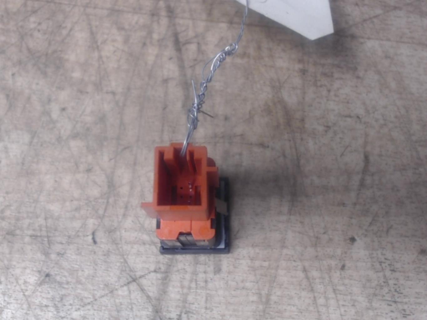 Bouton/Interrupteur VOLKSWAGEN POLO 5 PHASE 2 Diesel - 1