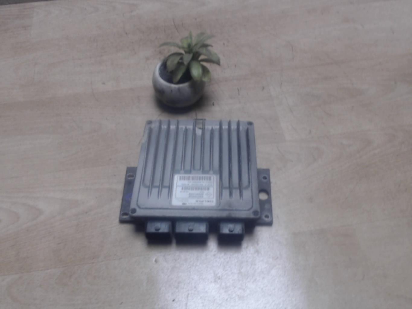 Calculateur NISSAN NOTE 1 PHASE 1 Diesel - 1