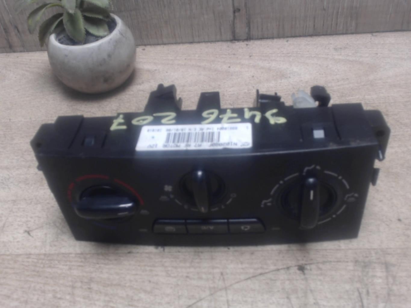 Commande chauffage PEUGEOT 207 PHASE 1 Diesel - 1