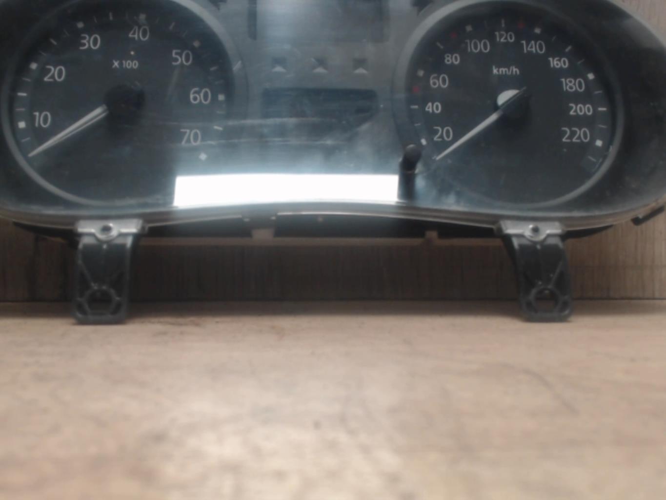 Compteur RENAULT CLIO 2 PHASE 2 Essence - 1