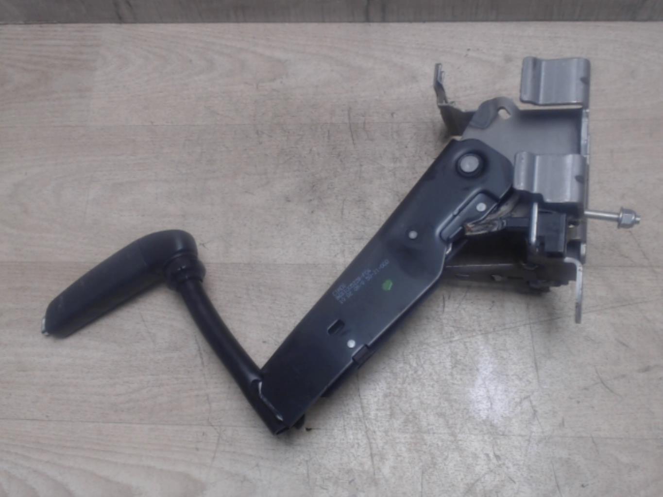 Levier frein à main PEUGEOT 308 1 PHASE 1 Diesel - 1