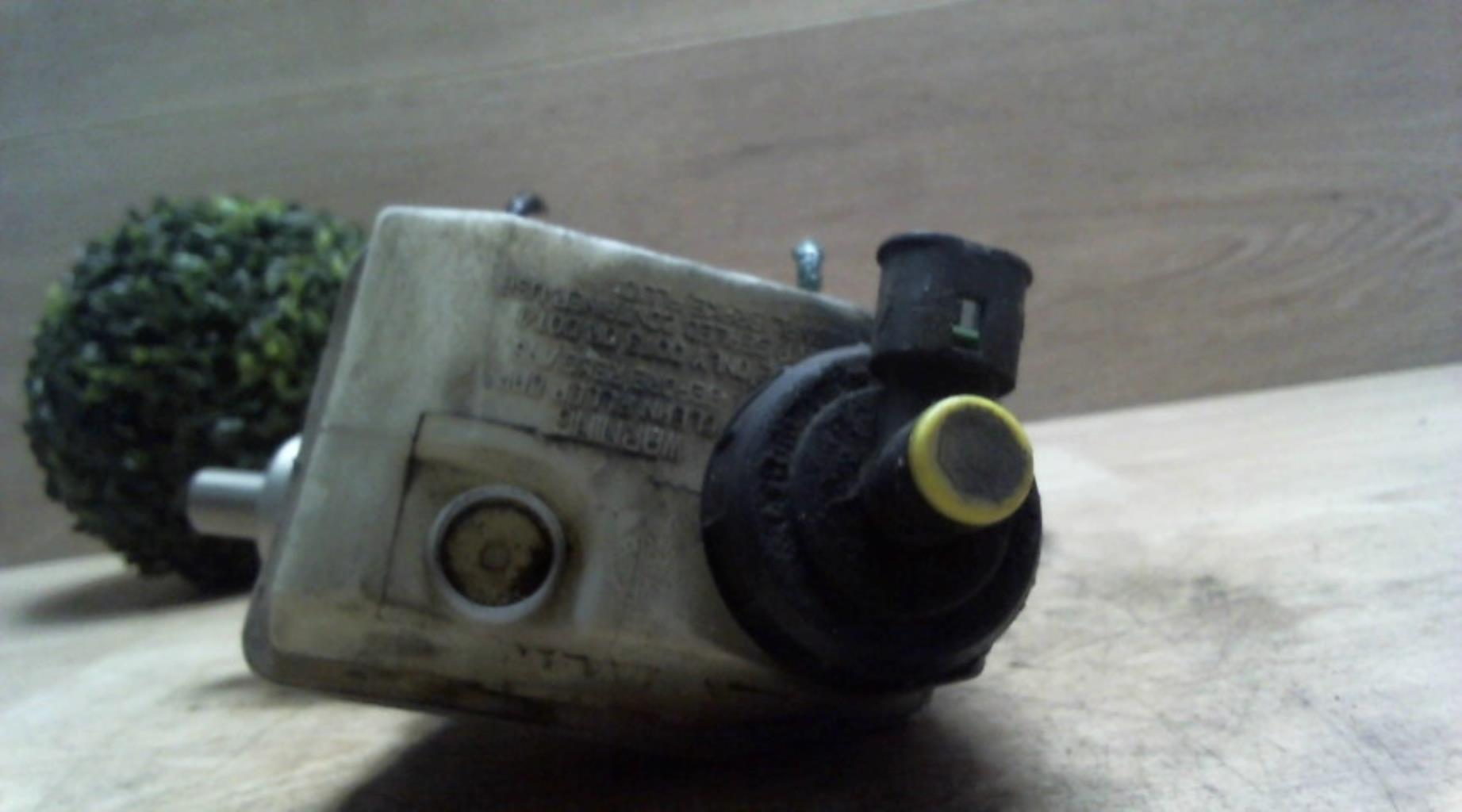 Maitre cylindre (freinage) RENAULT CLIO 2 PHASE 2 Essence - 1