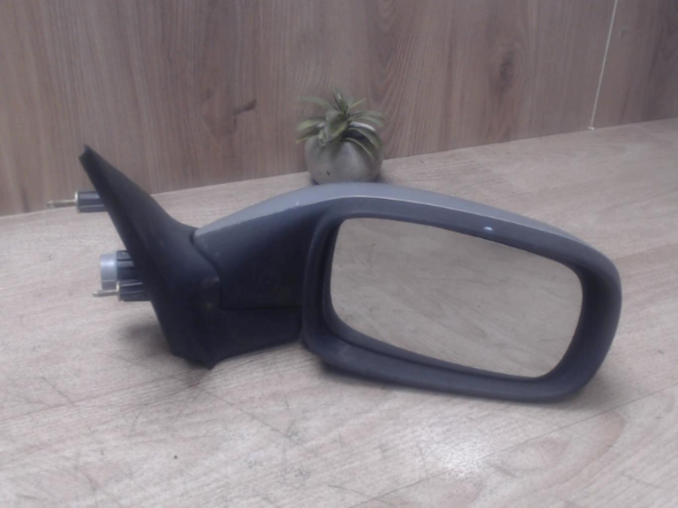Retroviseur droit RENAULT LAGUNA 2 PHASE 1 Essence - 1