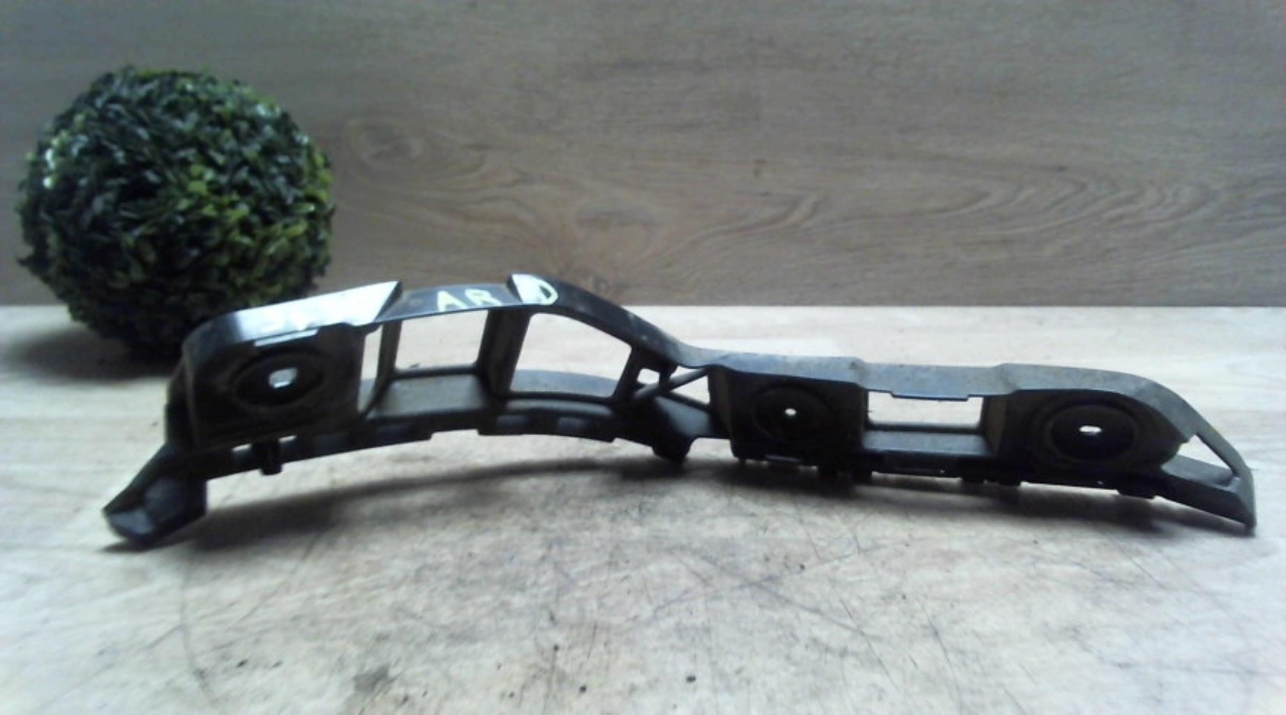 Support de pare chocs arriere RENAULT MEGANE 2 PHASE 1 CABRIOLET  - 1