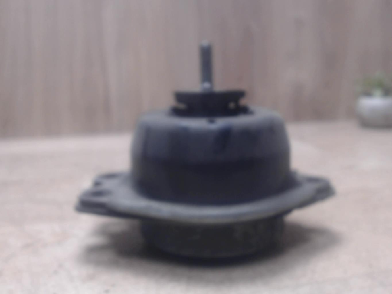 Support moteur droit CITROEN C5 2 BREAK Diesel - 1