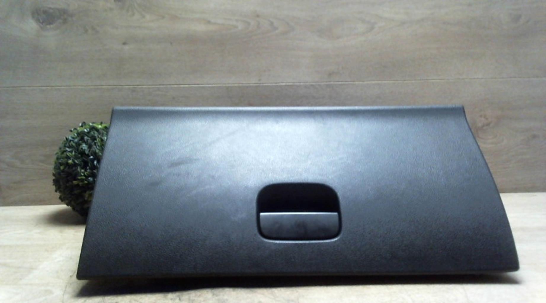 Boite a gants PEUGEOT 308 1 PHASE 2 Diesel - 1
