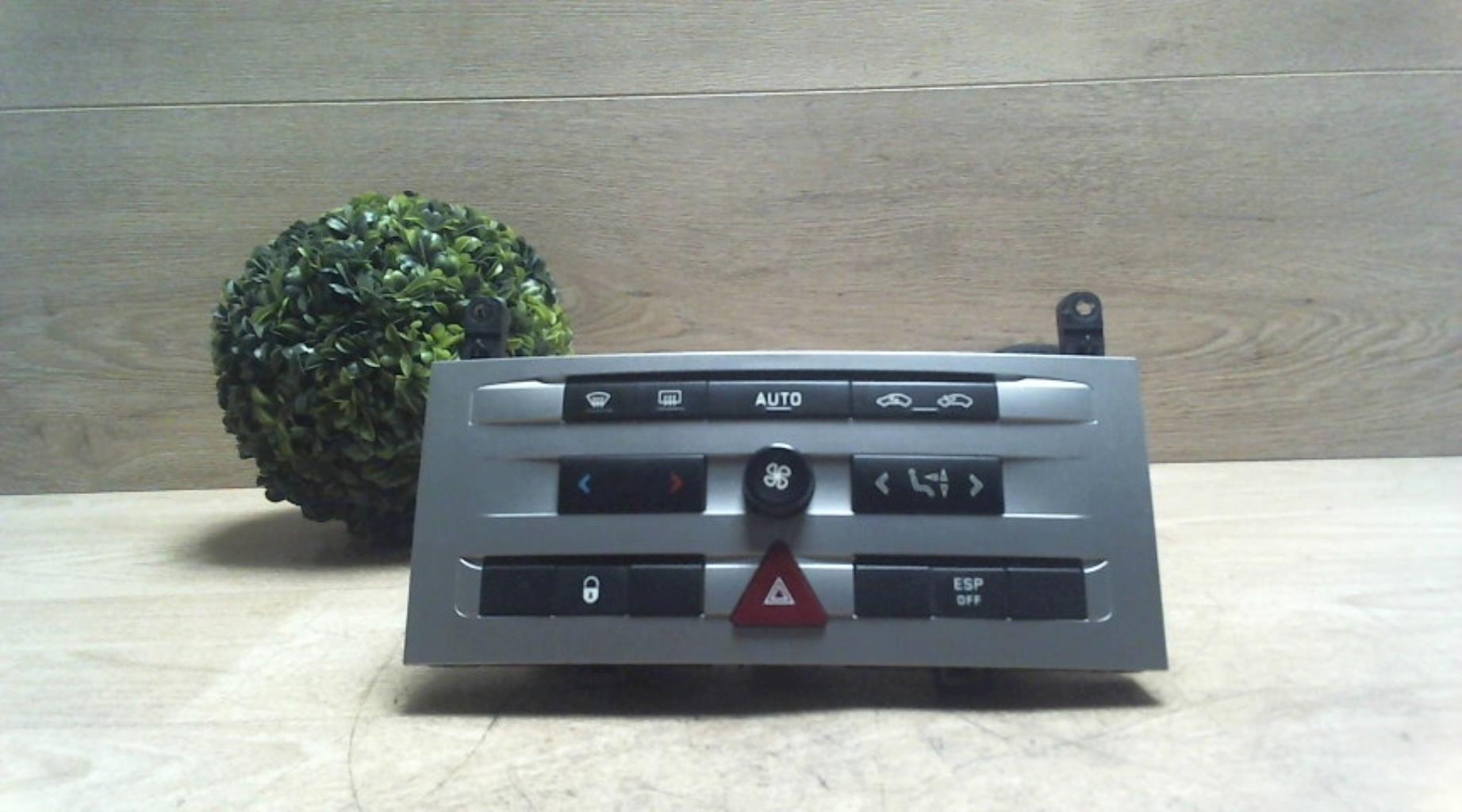 Commande chauffage PEUGEOT 407 PHASE 1 Diesel - 1
