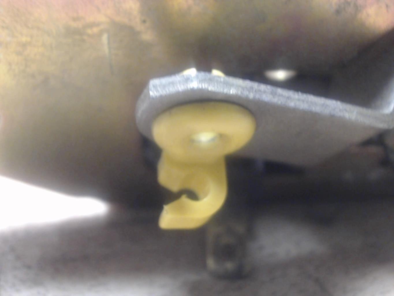 Serrure de coffre VOLVO V 40 1 PHASE 1 BREAK Diesel - 1