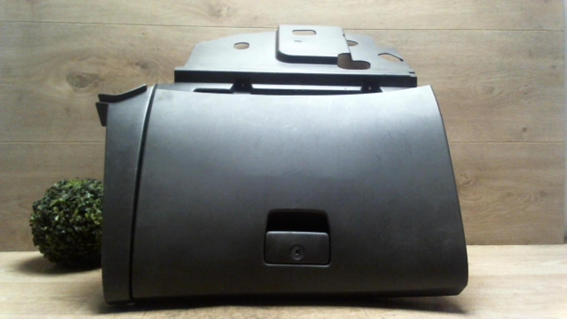Boite a gants CHEVROLET CRUZE PHASE 1 Diesel - 1