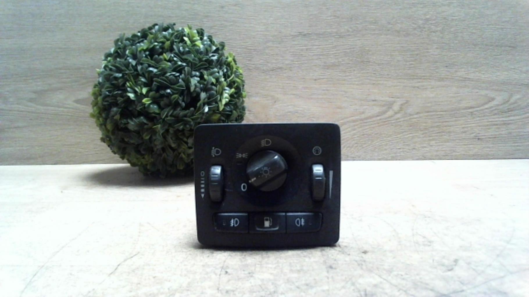 Commande de phare VOLVO V 50 PHASE 1 BREAK Diesel - 1