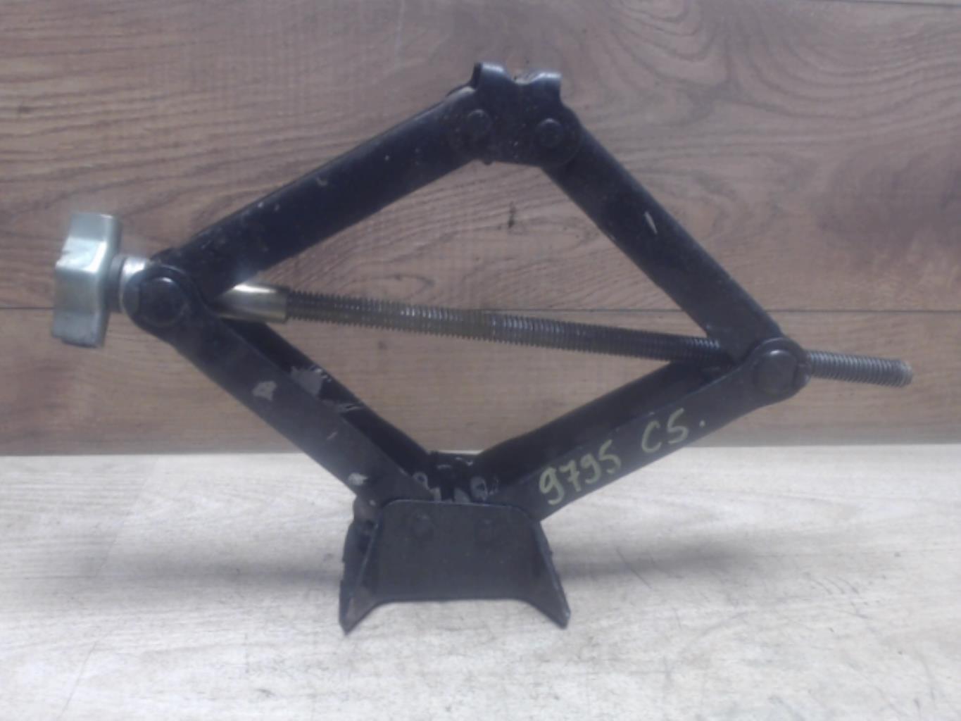 Cric CITROEN C5 1 PHASE 2 BREAK Essence - 1