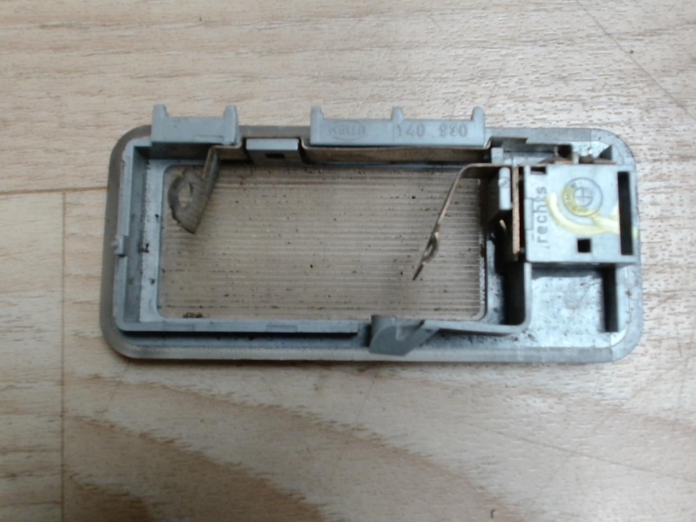 Eclairage de plafonnier BMW SERIE 3 E36 TOURING BREAK Diesel - 1