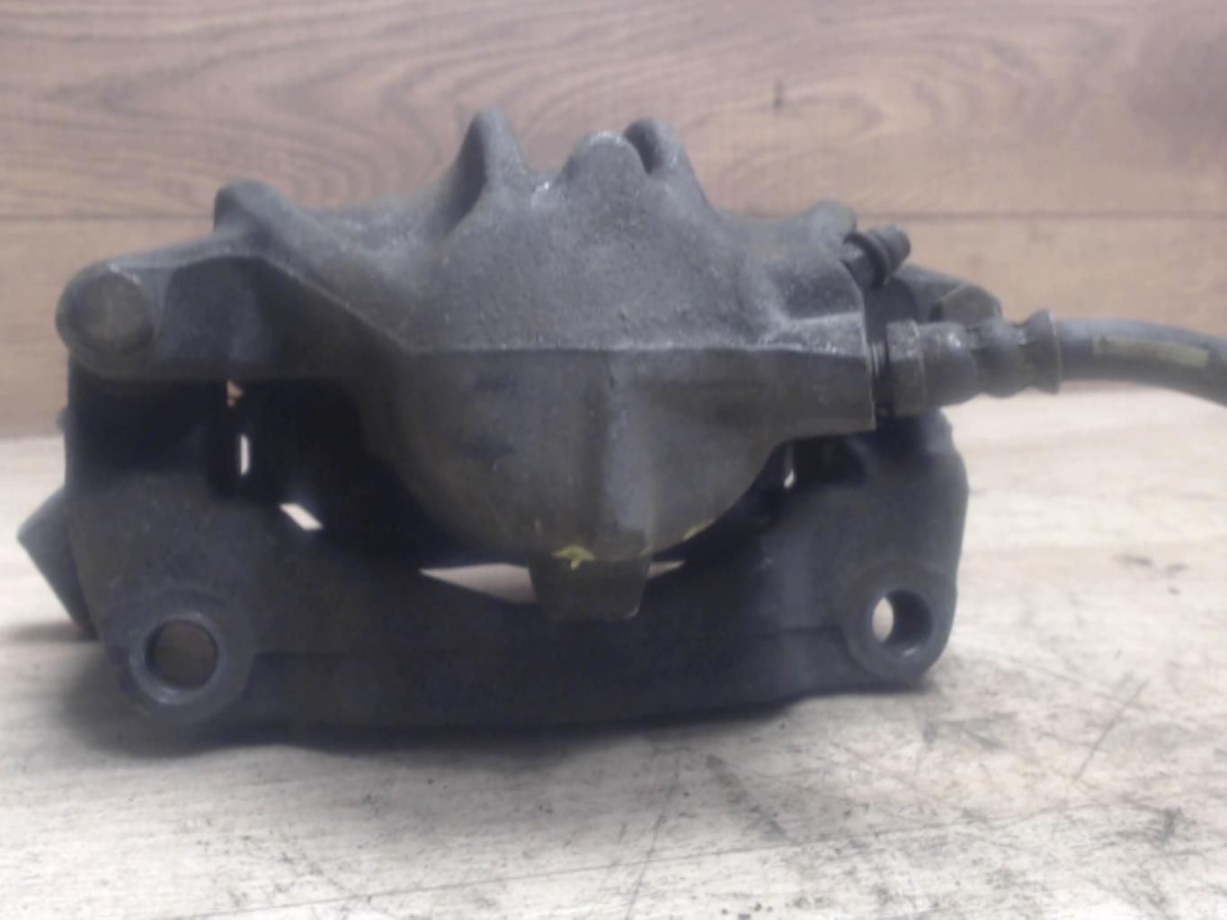 Etrier avant droit (freinage) FORD C-MAX 1 PHASE 1 Diesel - 1