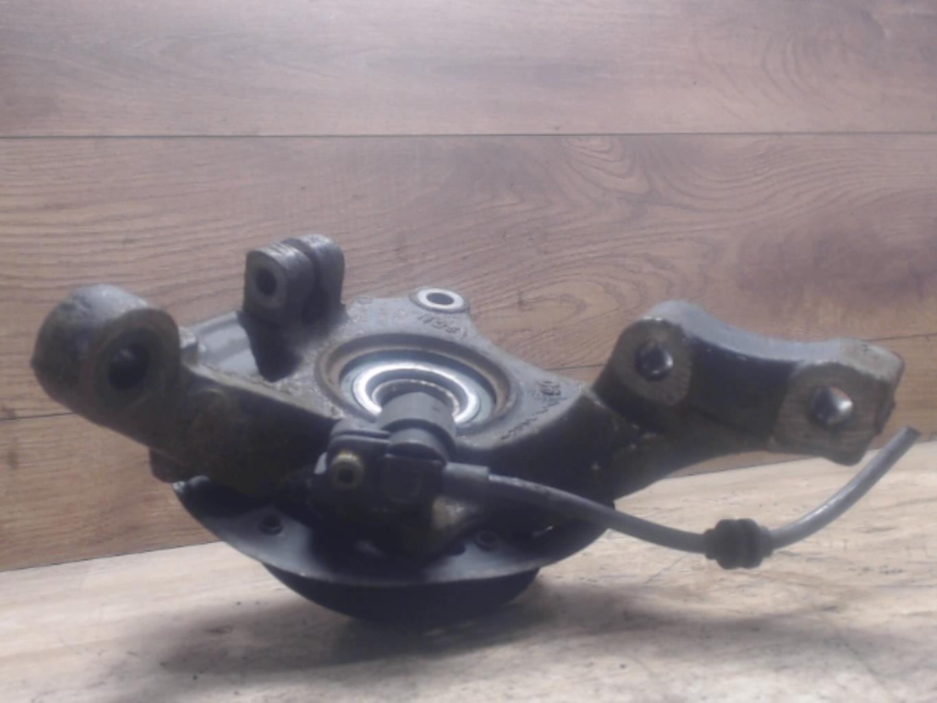 Moyeu avant droit OPEL CORSA C PHASE 2 Diesel - 1