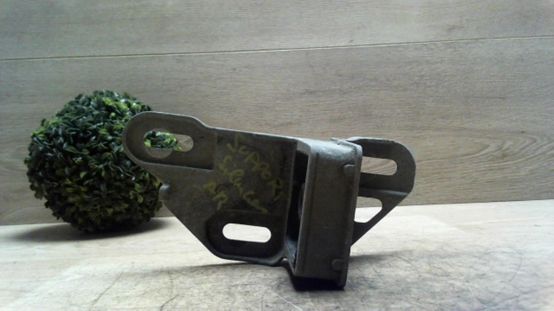 Support moteur RENAULT CLIO 2 PHASE 2  - 1