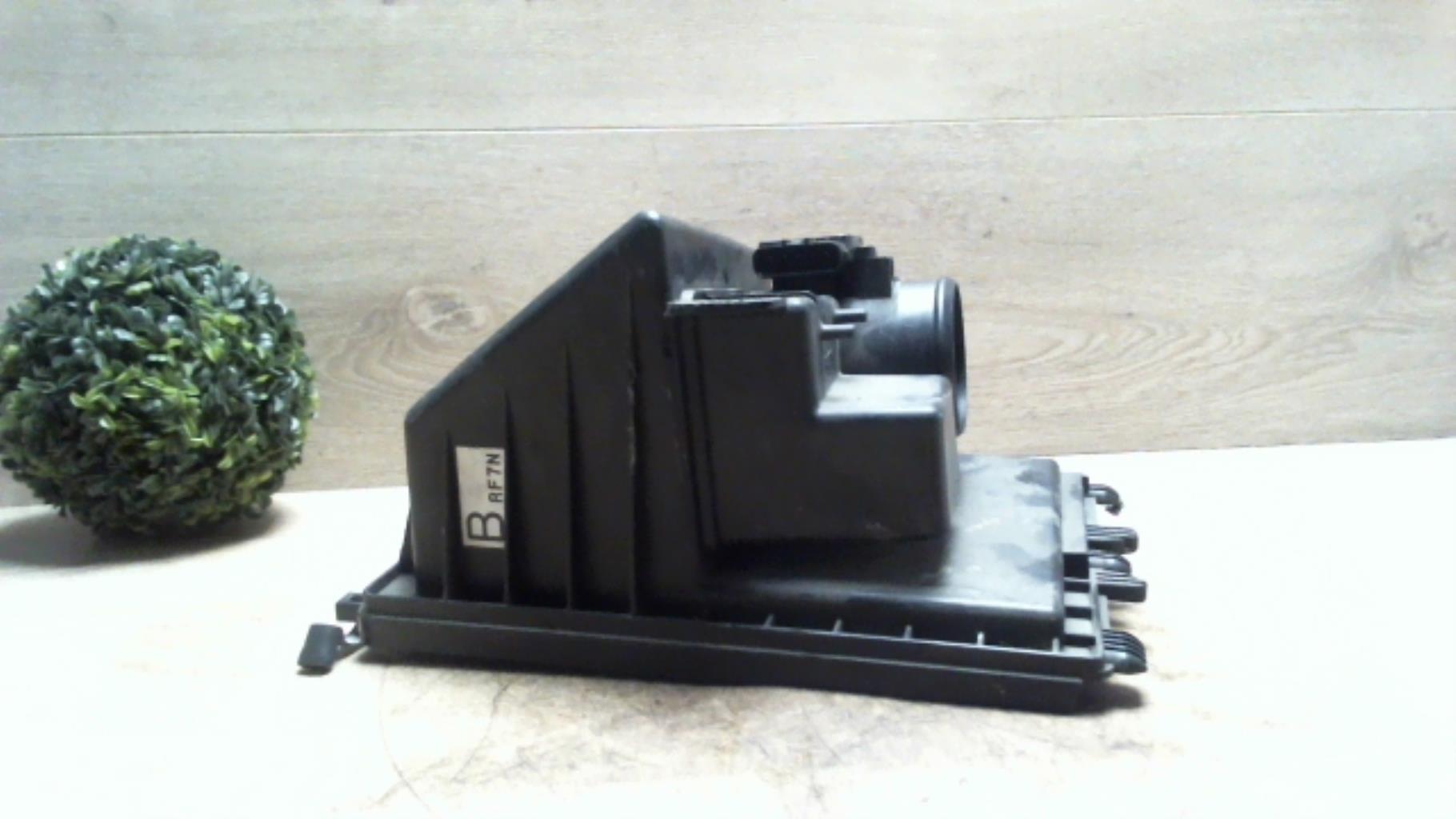 Boite a air MAZDA 5 1 PHASE 1 Diesel - 1