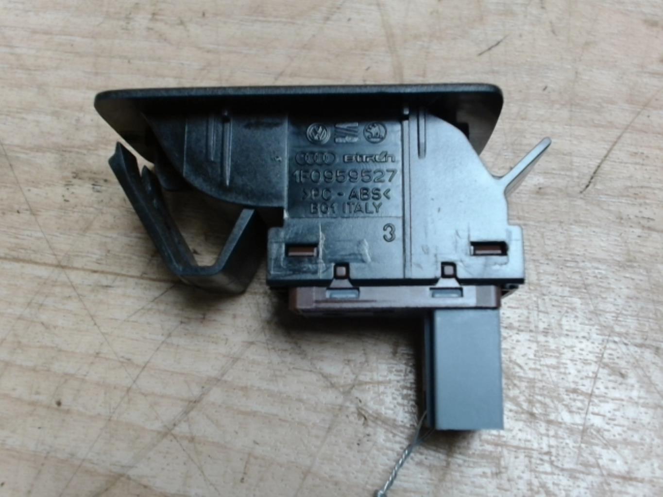 Bouton/Interrupteur VOLKSWAGEN TOURAN 1 PHASE 2 Diesel - 1
