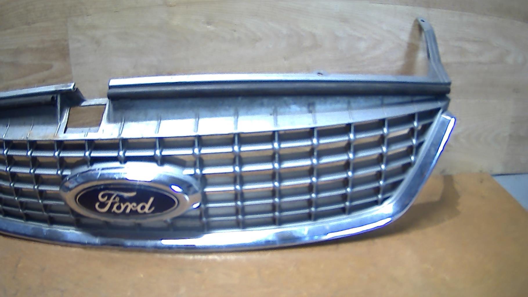 Calandre FORD MONDEO 3 PHASE 1 BREAK Diesel - 1