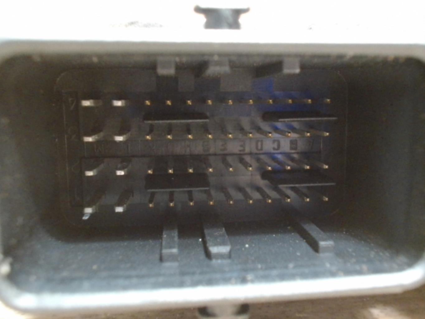 Calculateur RENAULT MEGANE 2 PHASE 1 Essence - 1