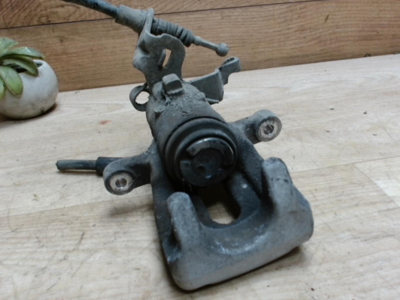 Etrier arriere droit (freinage) SEAT LEON 3 PHASE 1 Diesel - 1