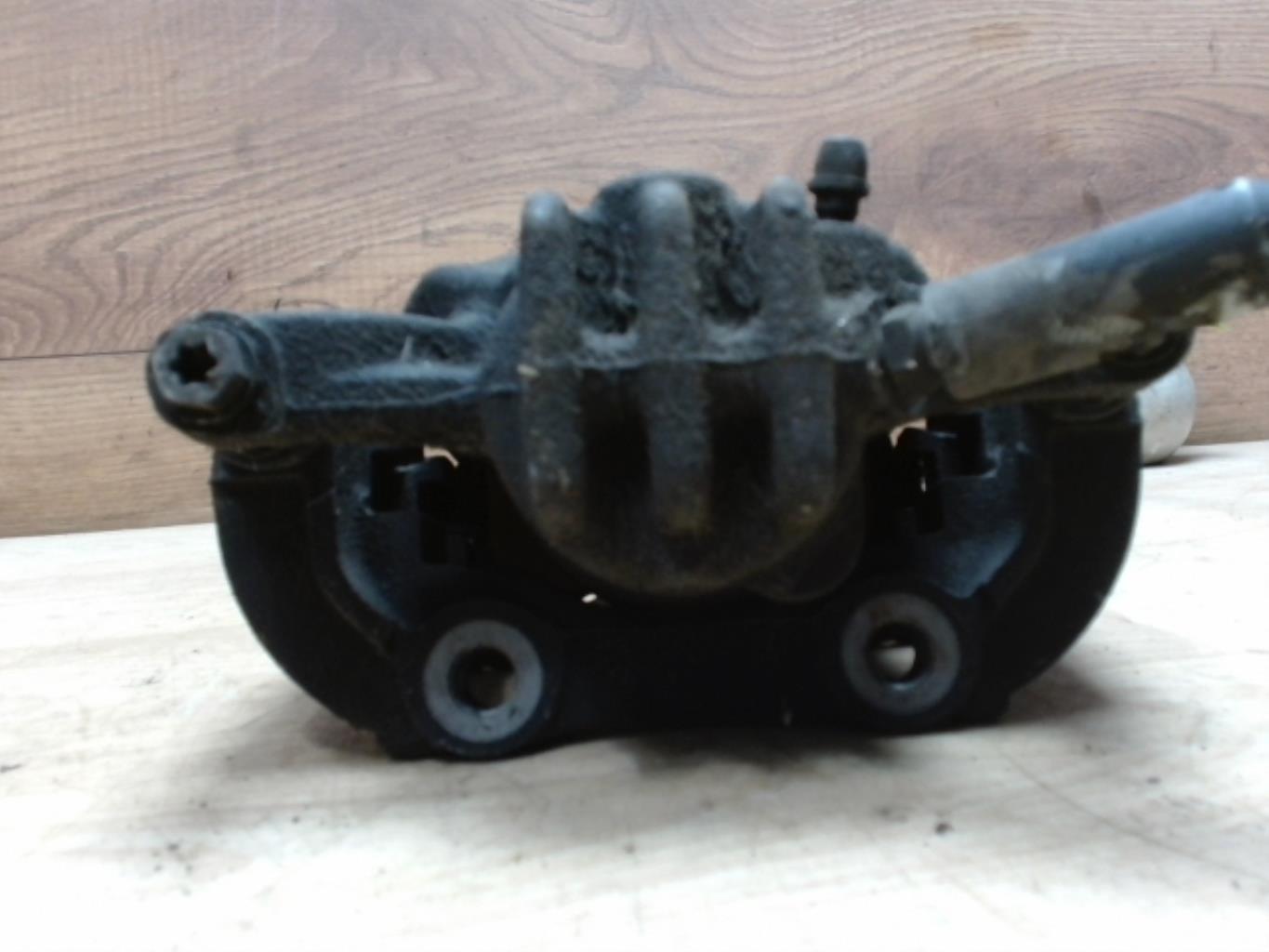 Etrier avant droit (freinage) CITROEN C4 2 PHASE 1 Diesel - 1