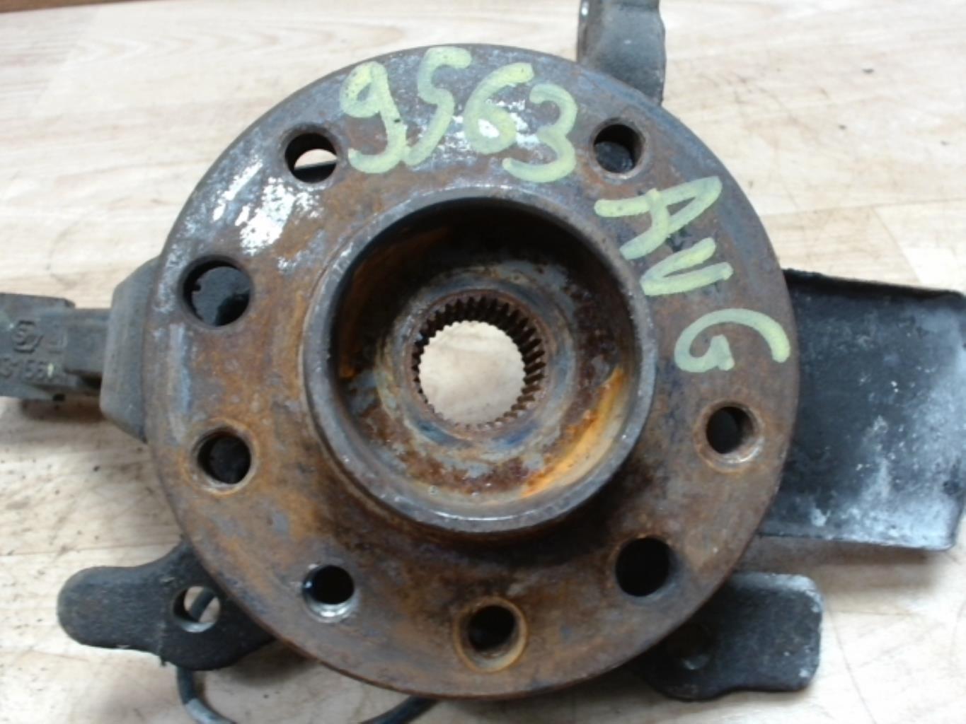 Moyeu avant gauche OPEL ASTRA H PHASE 2 Diesel - 1