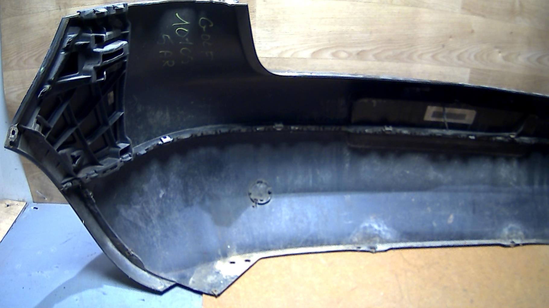 Pare choc arriere VOLKSWAGEN GOLF 5 Diesel - 1