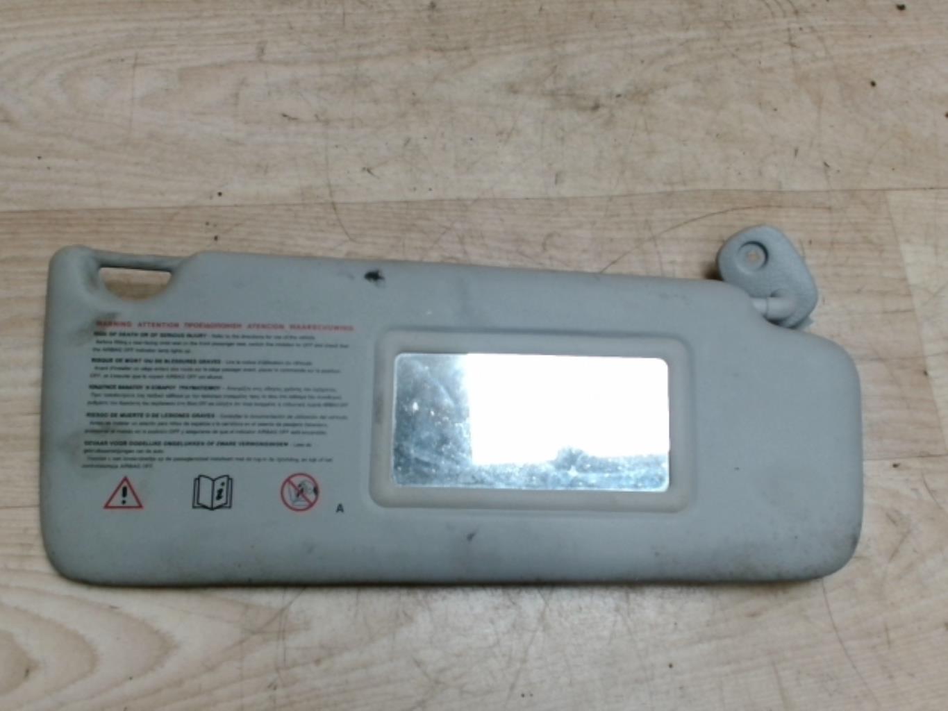 Pare soleil droit RENAULT TWINGO 2 PHASE 1 Diesel - 1