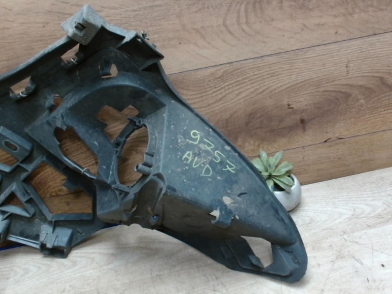 Support de pare chocs avant RENAULT GRAND SCENIC 3 PHASE 1 Diesel - 1