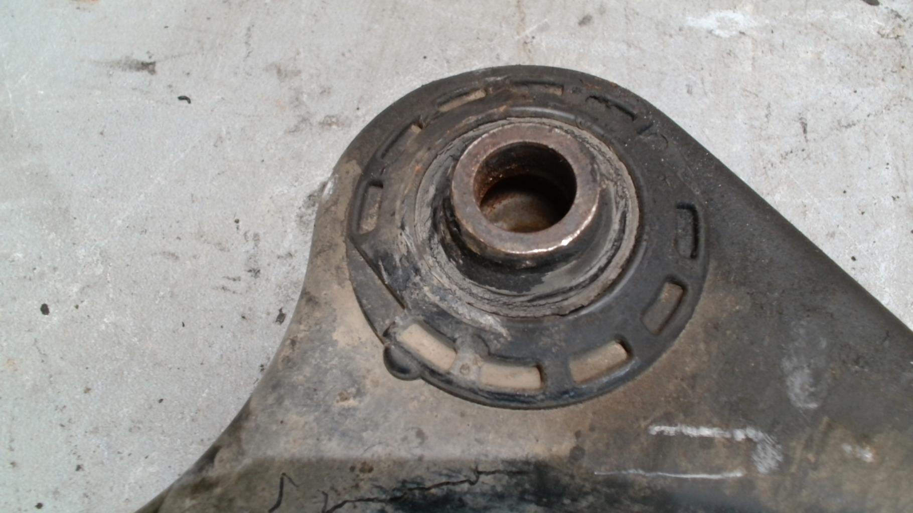 Triangle avant droit CITROEN C3 1 PHASE 2 Diesel - 1
