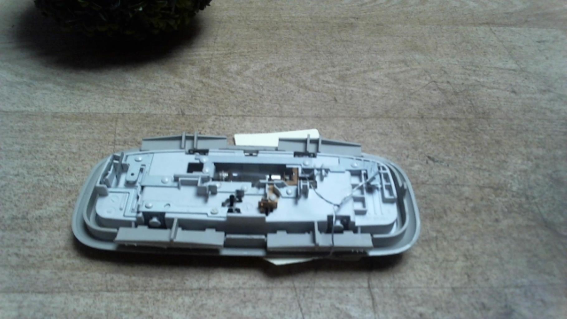 Eclairage de plafonnier FORD MONDEO 3 PHASE 1 BREAK Diesel - 1