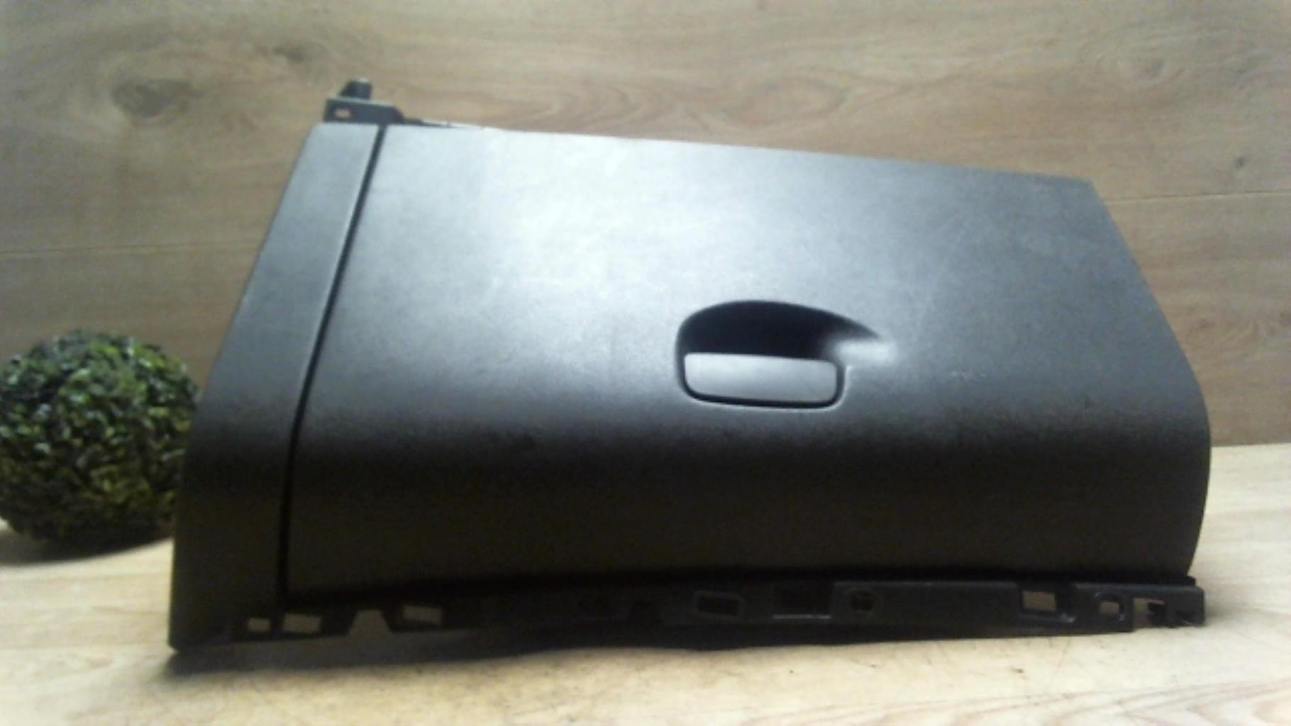 Boite a gants RENAULT SCENIC 3 PHASE 1 Diesel - 1