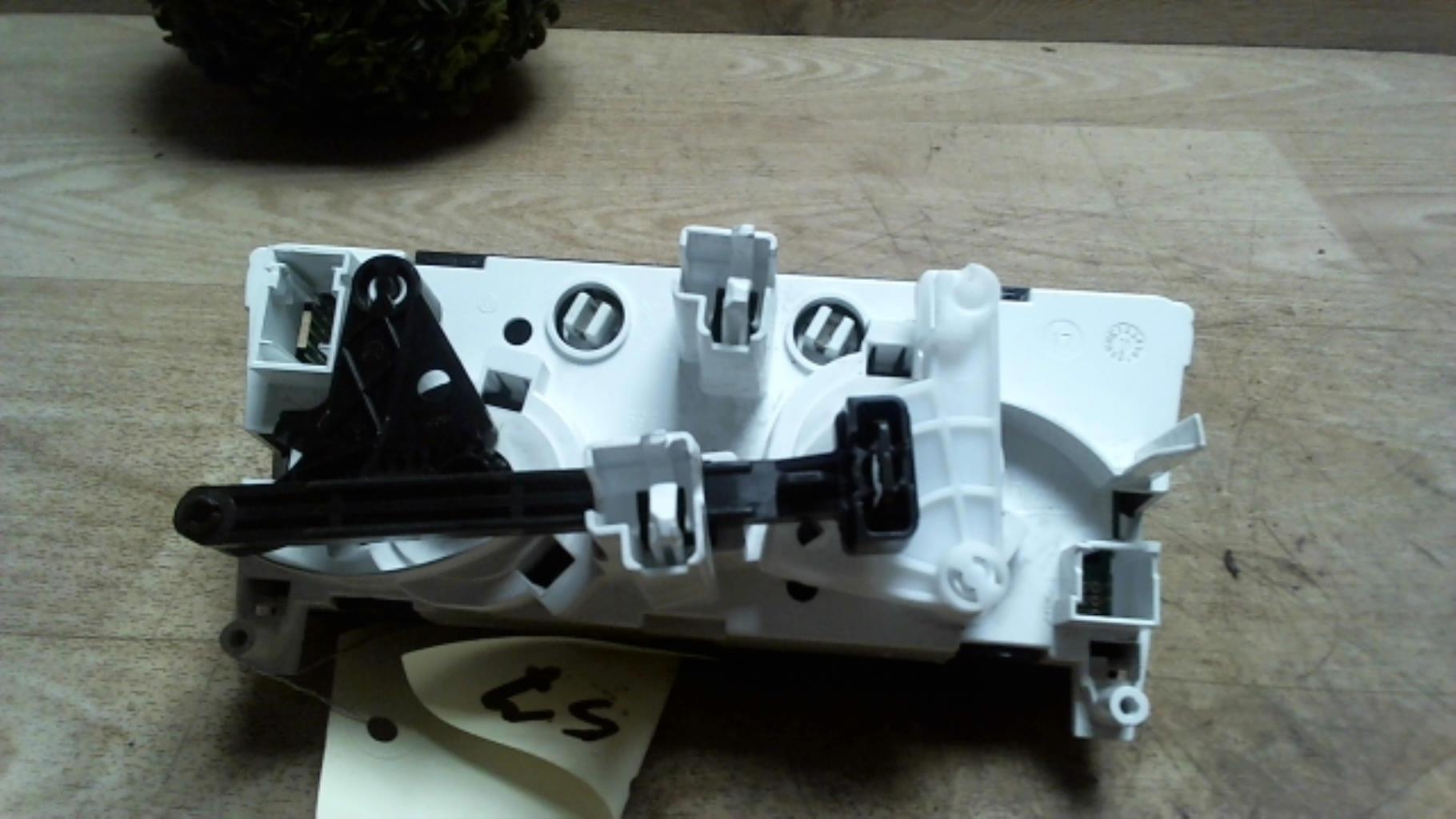 Commande chauffage CITROEN C3 PICASSO PHASE 2 Essence - 1