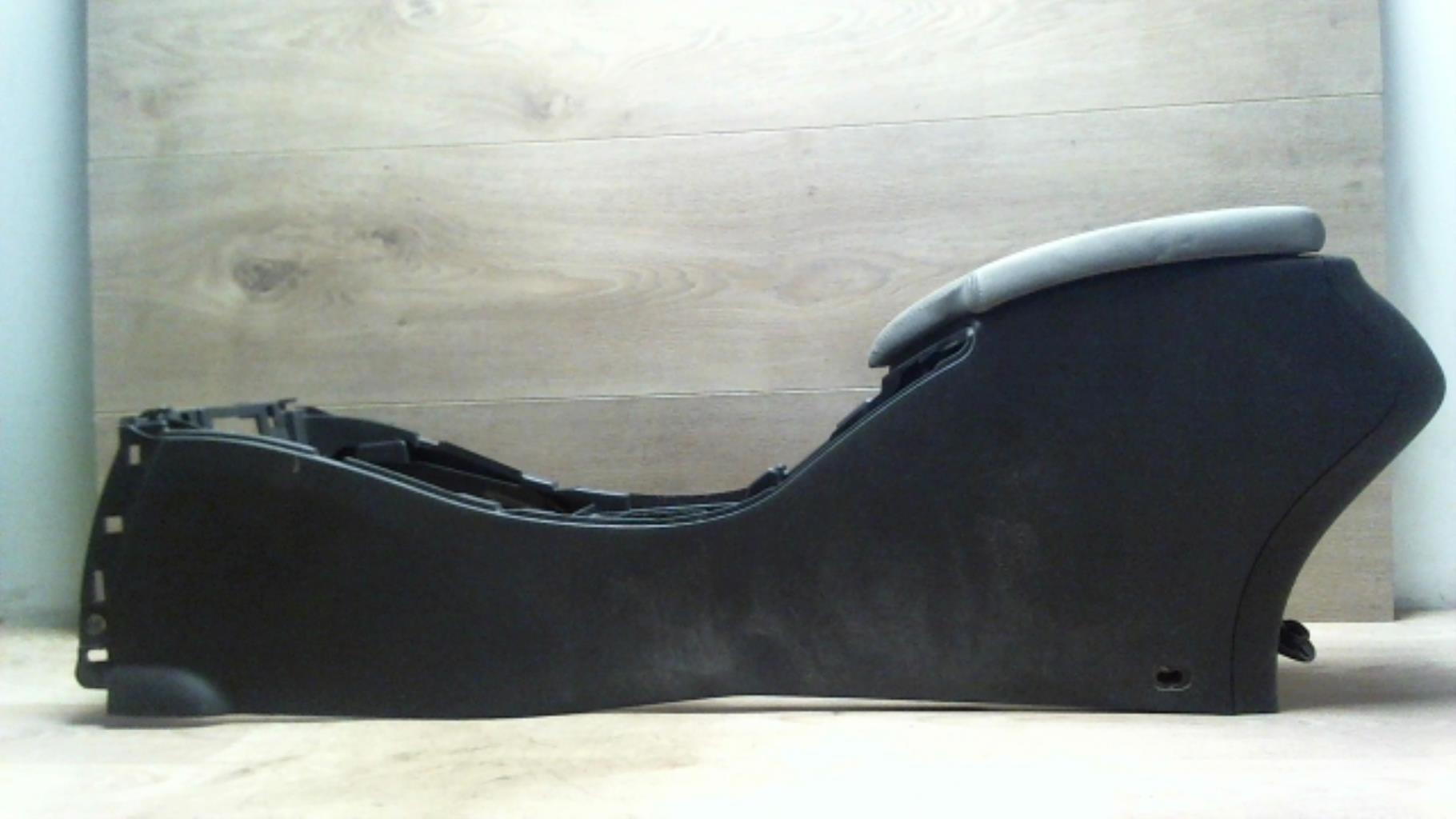Console central (interieur plastique) RENAULT MEGANE 3 PHASE 1 Diesel - 1