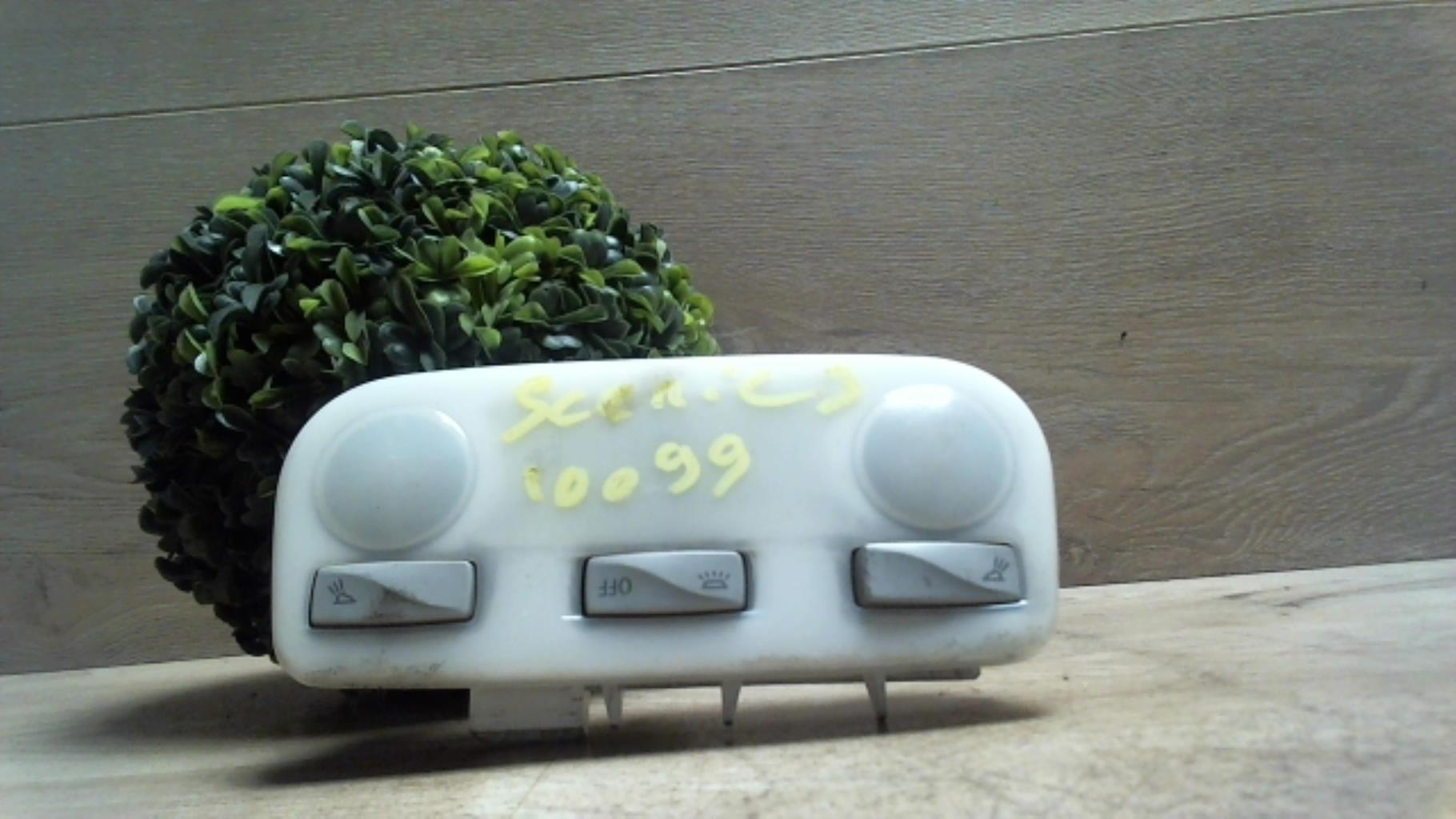 Eclairage de plafonnier RENAULT GRAND SCENIC 3 PHASE 1 Diesel - 1