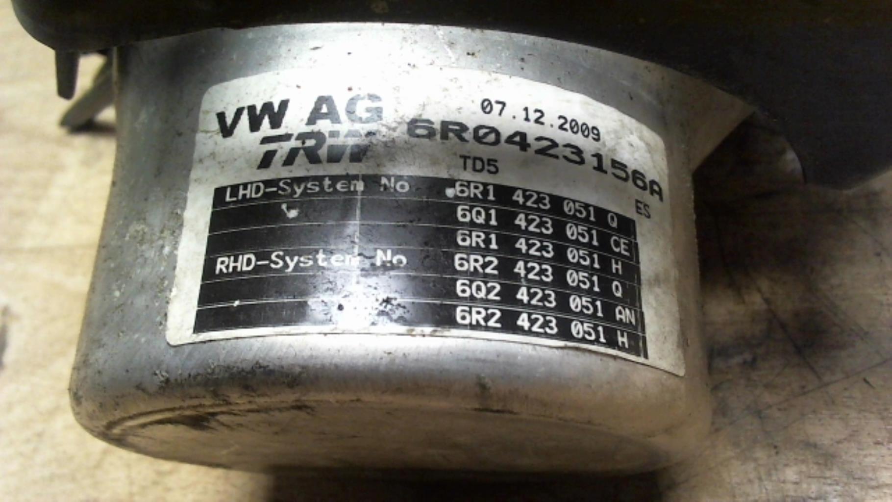 Pompe hydraulique VOLKSWAGEN POLO 5 PHASE 1 Diesel - 1