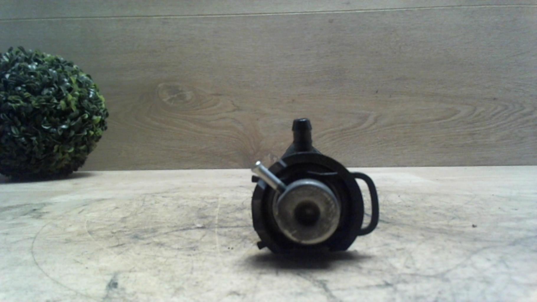 Rampe injection VOLKSWAGEN POLO 3 PHASE 1 Essence - 1