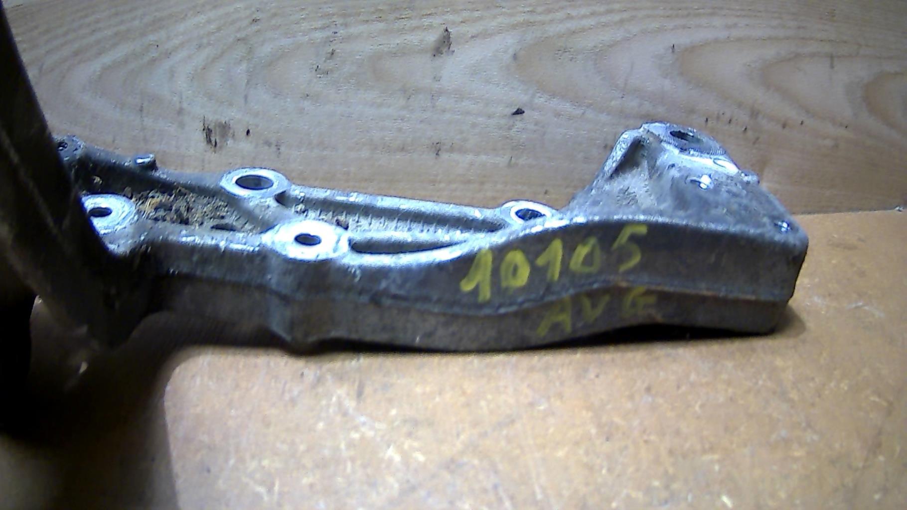 Support moteur VOLKSWAGEN GOLF 5 Diesel - 1