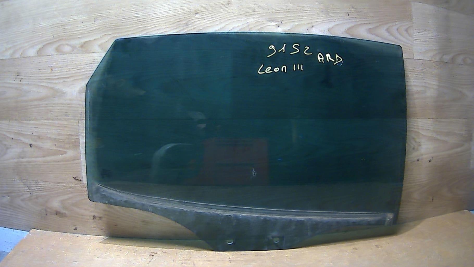 Vitre arriere droit SEAT LEON 3 PHASE 1 Diesel - 1