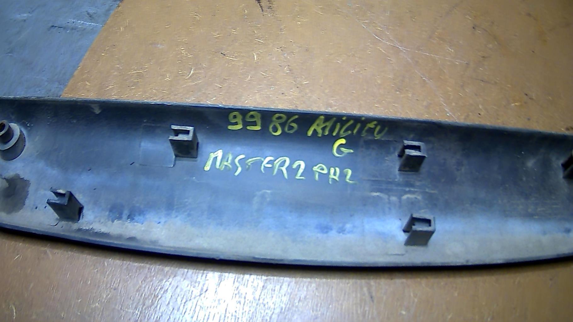 Baguette de porte avant gauche RENAULT MASTER 2 PHASE 2 Diesel - 1